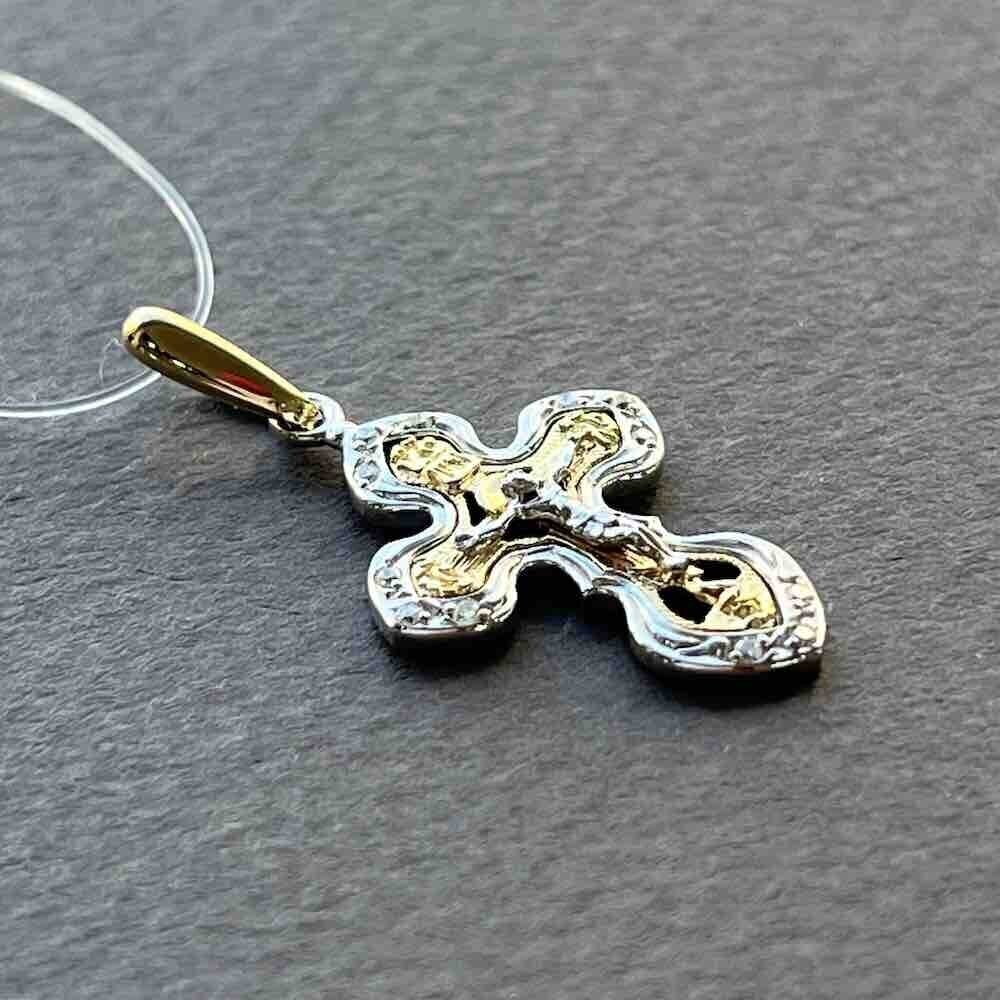 Купить Крест из желтого золота "Спаси и Сохрани" с бриллиантами (41533)