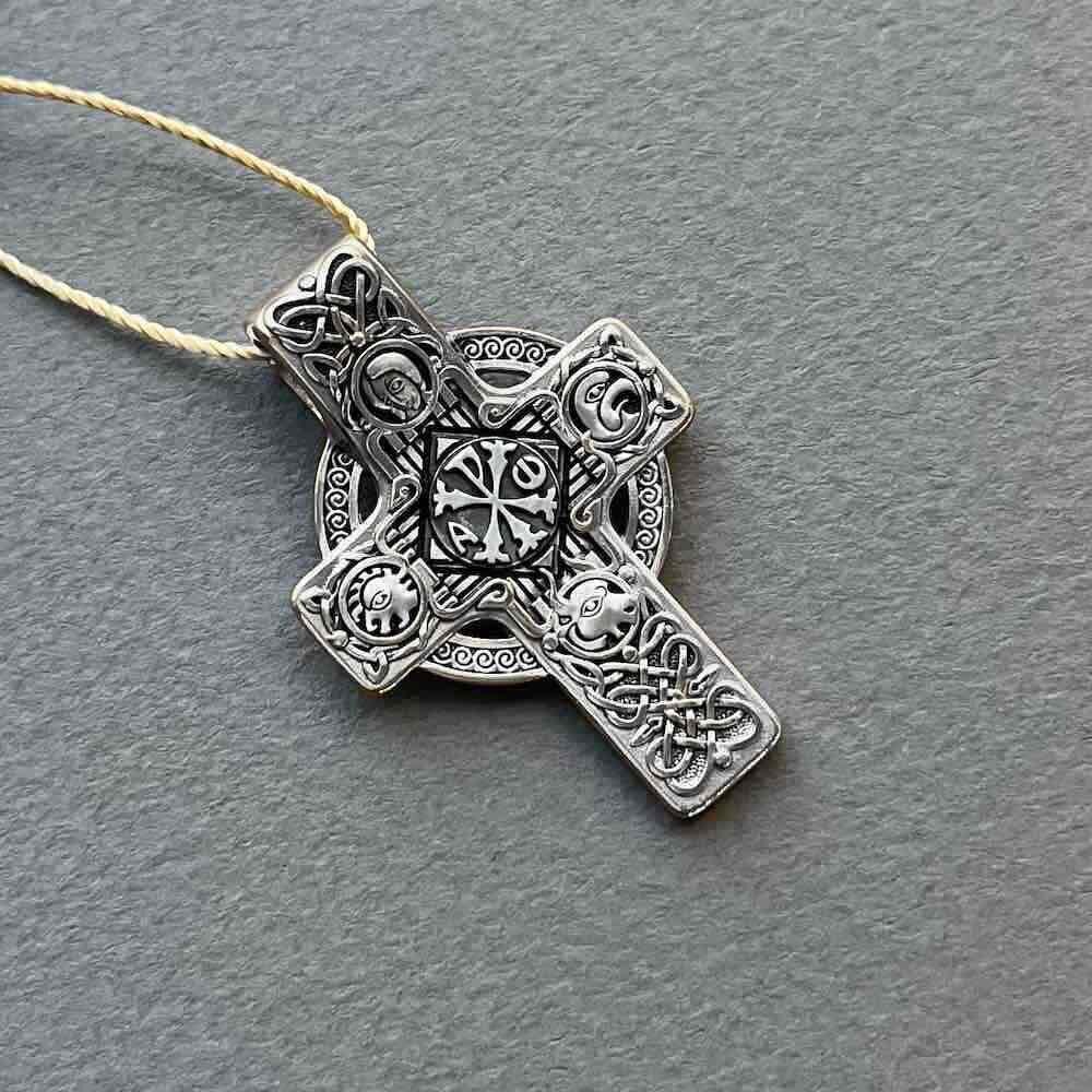 Купить Крест из серебра "Хризма" (42924)