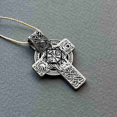 картинка Крест из серебра "Хризма" (42924) 