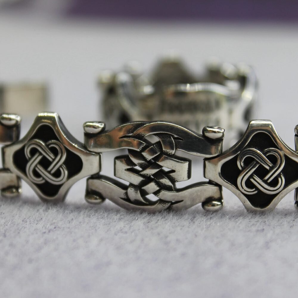 Купить Браслет литой из серебра с молитвой "Господи помилуй" (12260)