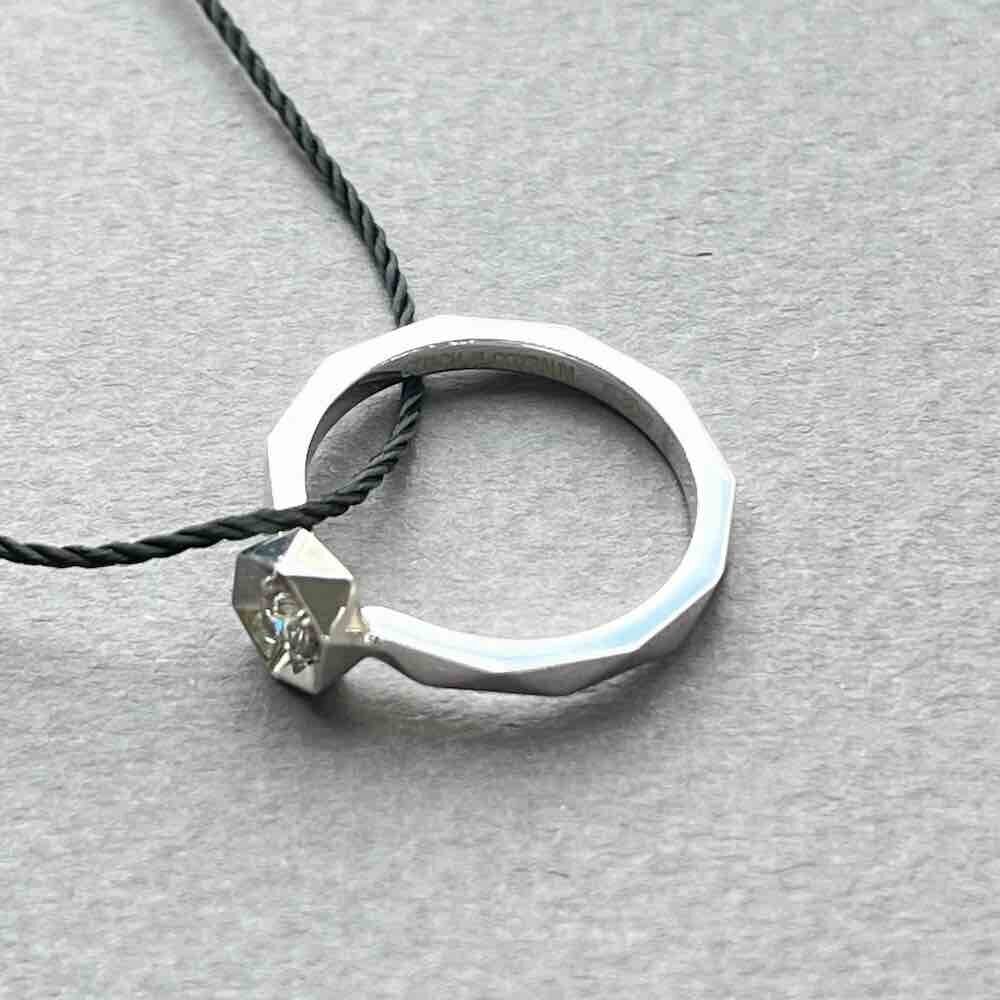 Купить Кольцо из белого золота с бриллиантами (31050)