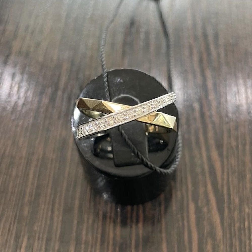 Купить Кольцо из белого и желтого золота "Спаси и Сохрани" с бриллиантами (31071)