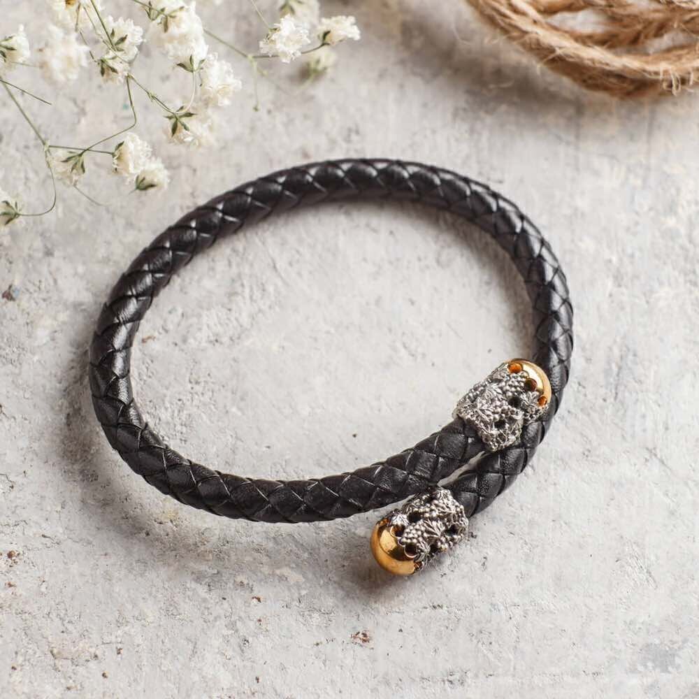 Купить Браслет из кожи и серебра "Виноградная лоза" (12326)