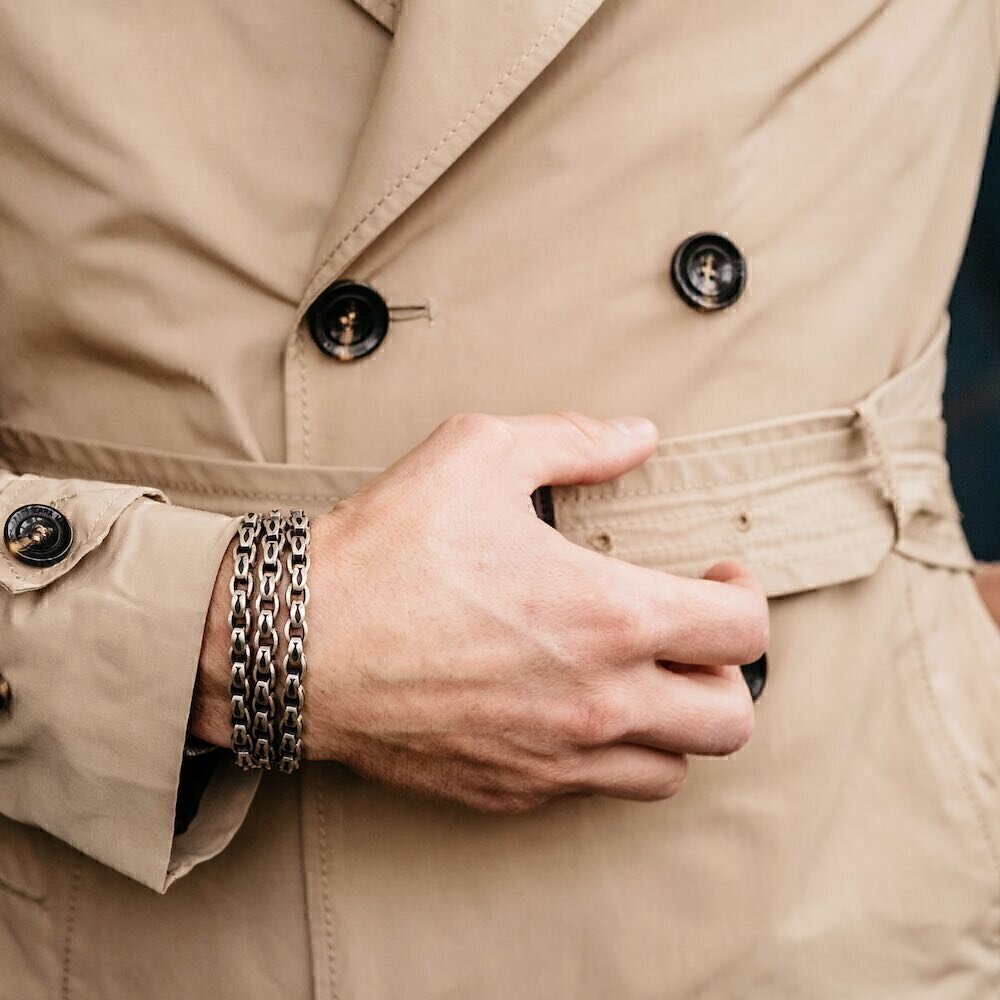 Купить Браслет литой из серебра "IXTIS" (12225)