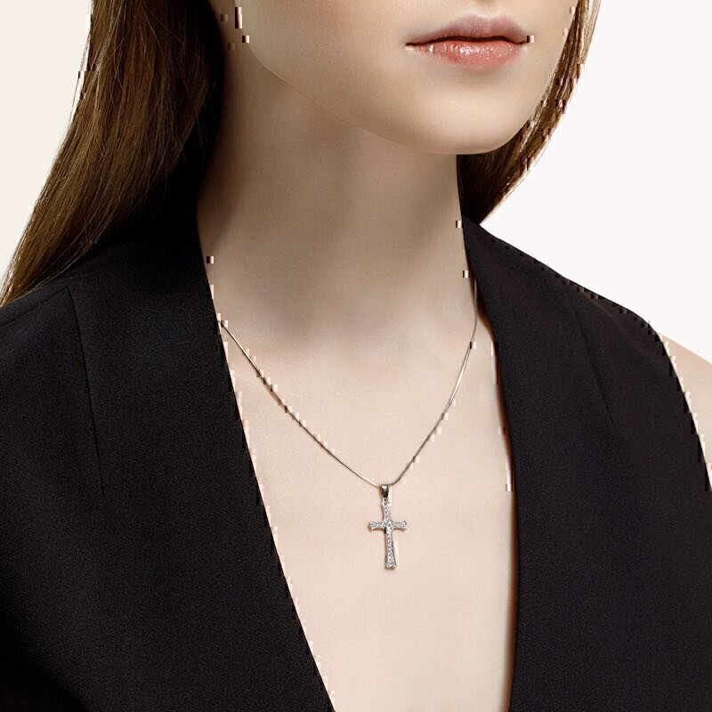 Купить Крест из серебра с фианитами (28938)