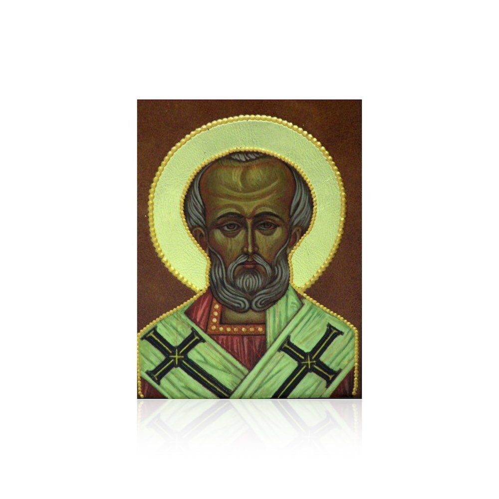 Купить Икона складень резной из массива черного дуба (20500)