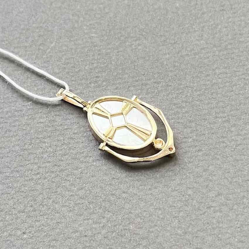 Купить Образ из красного золота "Святая Екатерина" с бриллиантом (51022)