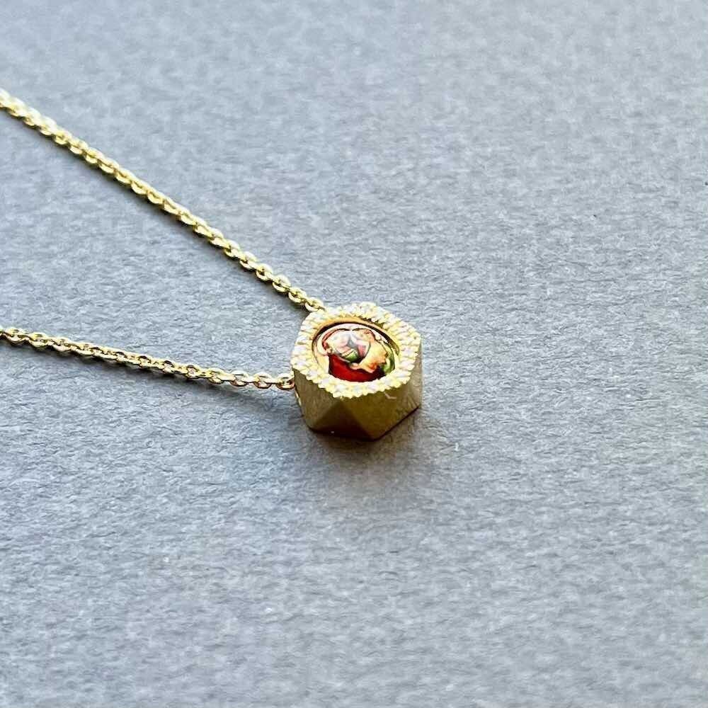 Купить Образ из желтого золота "Божия Матерь Казанская" с бриллиантами на цепочке (51059)