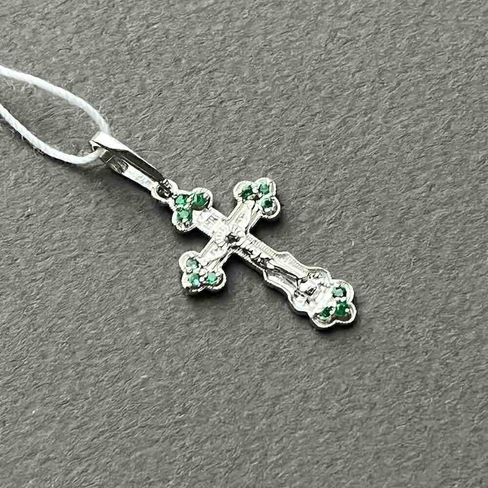 Купить Крест из белого золота "Спаси и Сохрани" с изумрудами (41527)