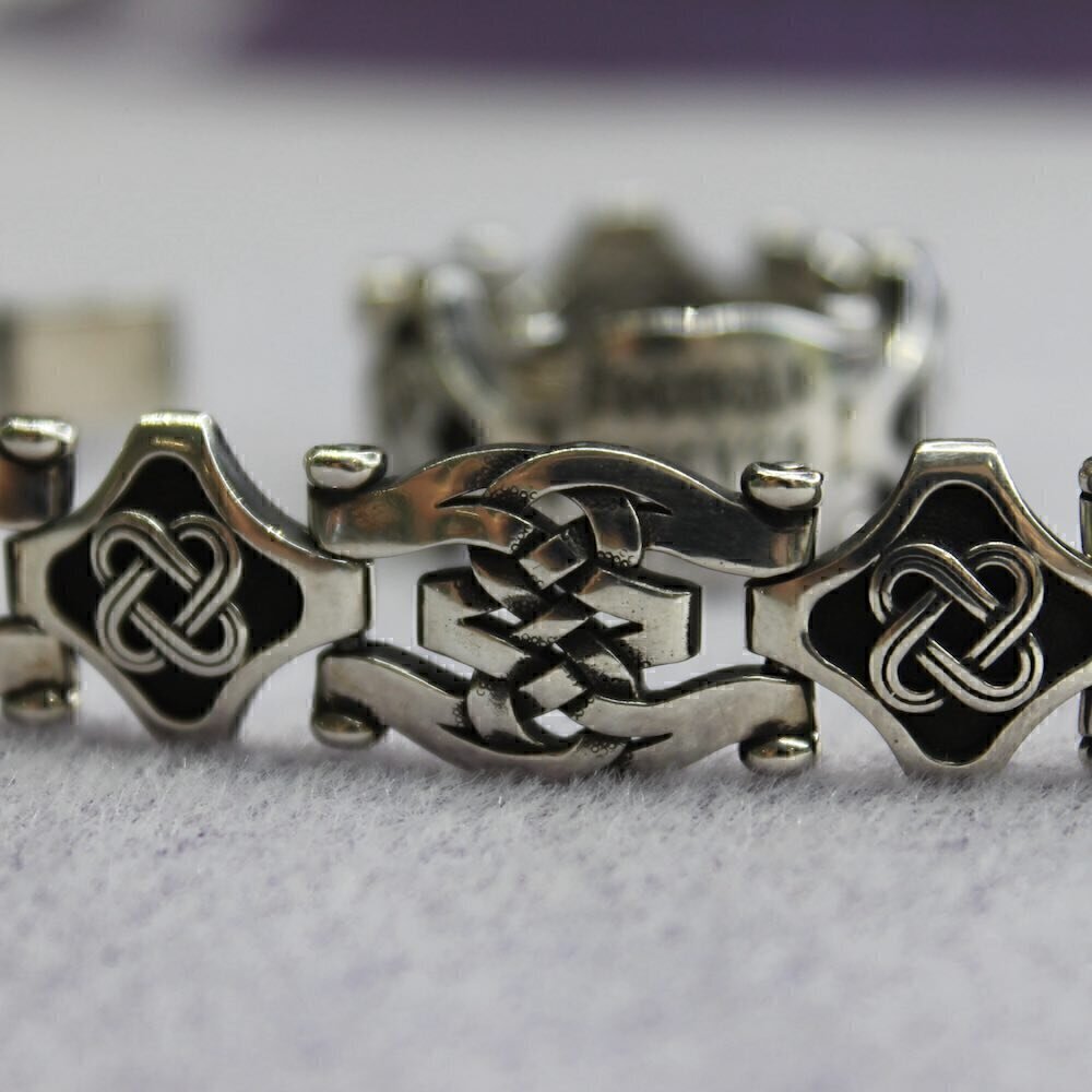 Купить Браслет литой из серебра с молитвой "Господи помилуй" (12260)