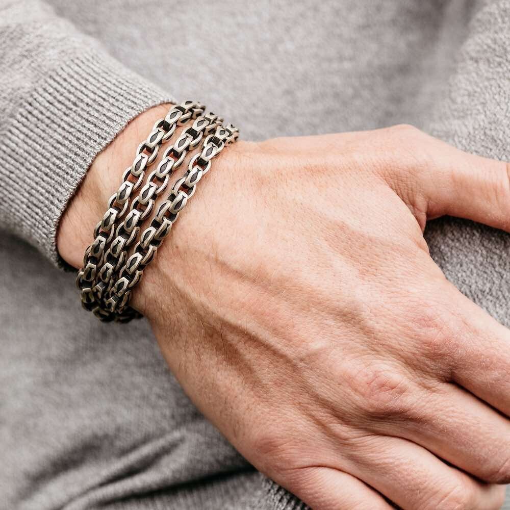 Купить Браслет литой из серебра "IXTIS" (12225)