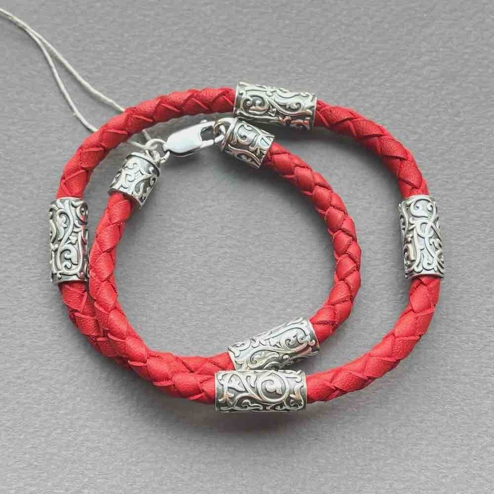 Купить Браслет из кожи и серебра "Византийский узор" (12294)