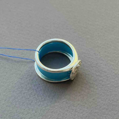 картинка Кольцо разборное из серебра "НИКА" вставка керамика (32380) 