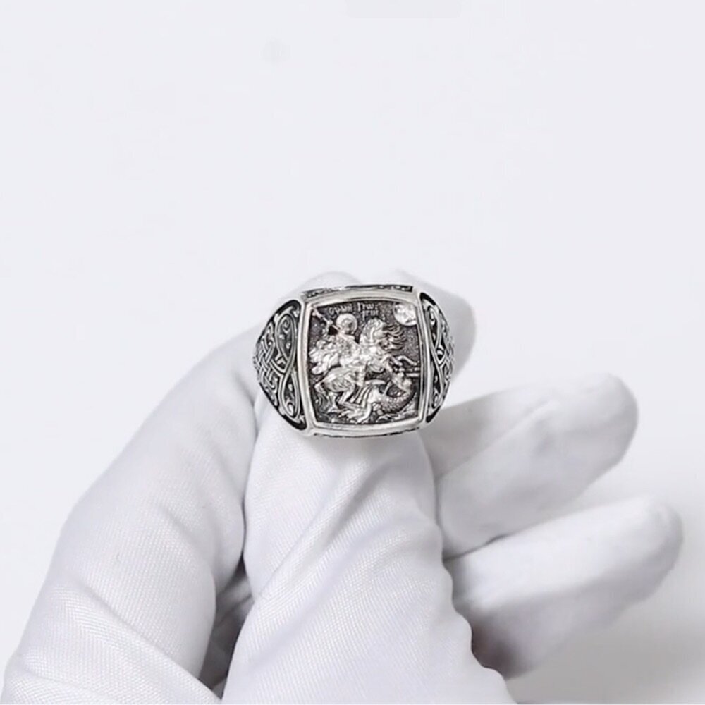 Купить Кольцо из серебра "Святой Георгий Победоносец" (32364)