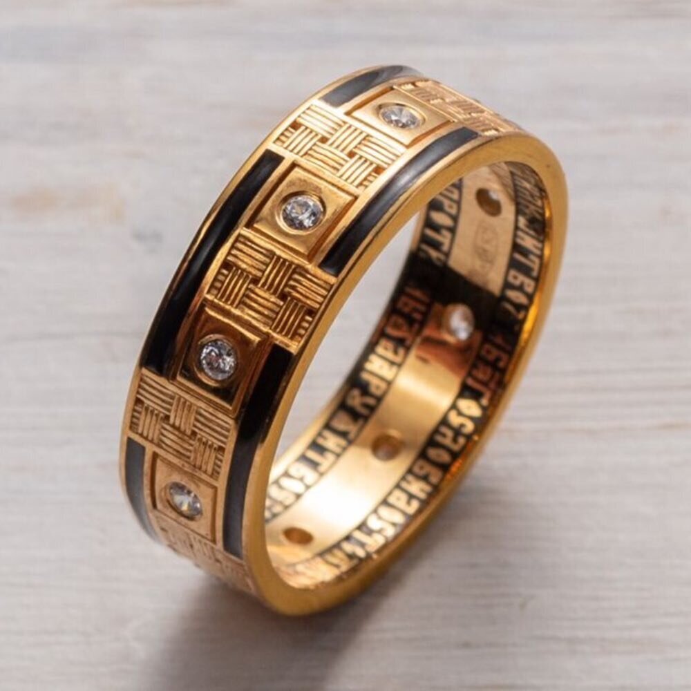 Купить Кольцо из серебра "Молитва кресту" с фианитами (32323)