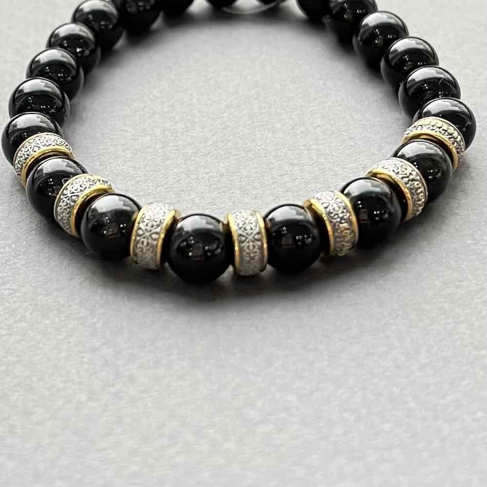 Купить Браслет из оникса "Семь Добродетелей" с бусинами из серебра (12239)