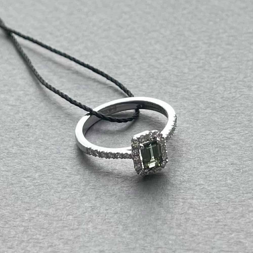 Купить Кольцо из белого золота "Спаси и Сохрани" с турмалином и бриллиантами (31069)