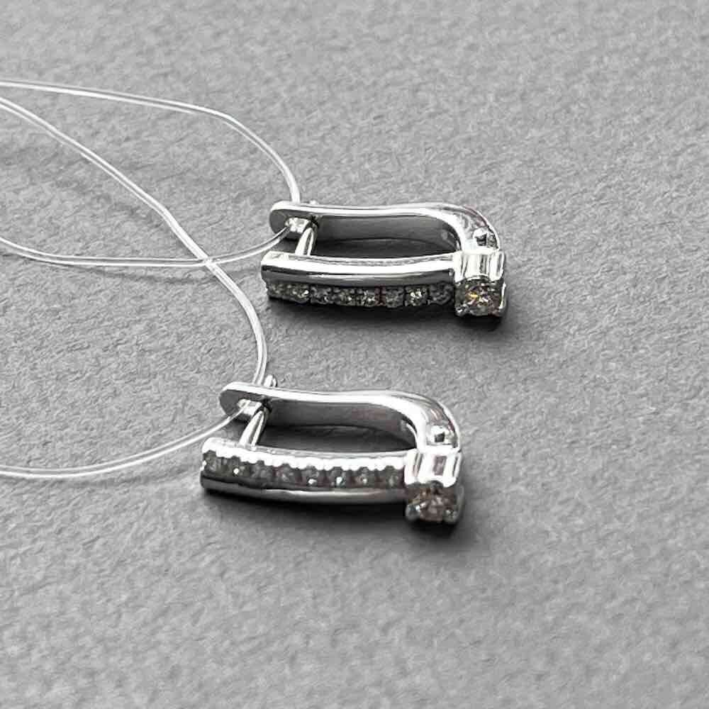 Купить Серьги из белого золота с бриллиантами (71022)