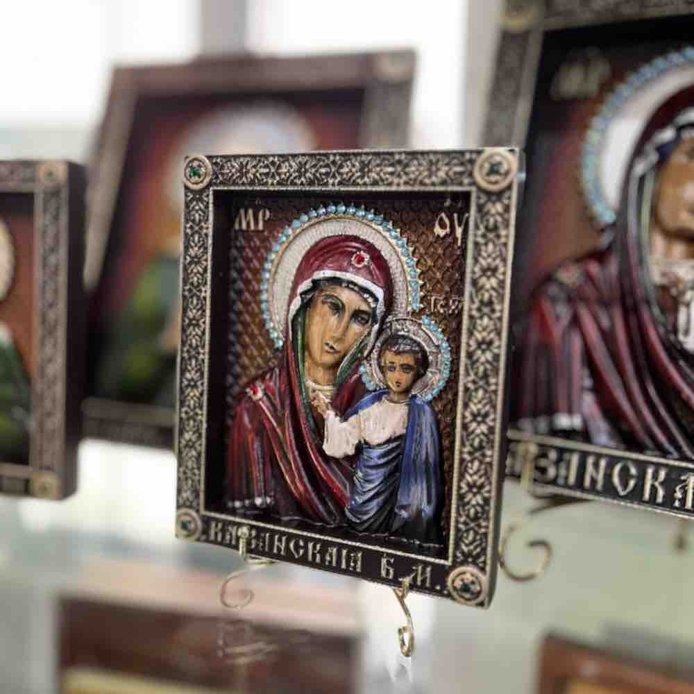 Купить Икона резная "Божия Матерь Казанская" (21008)