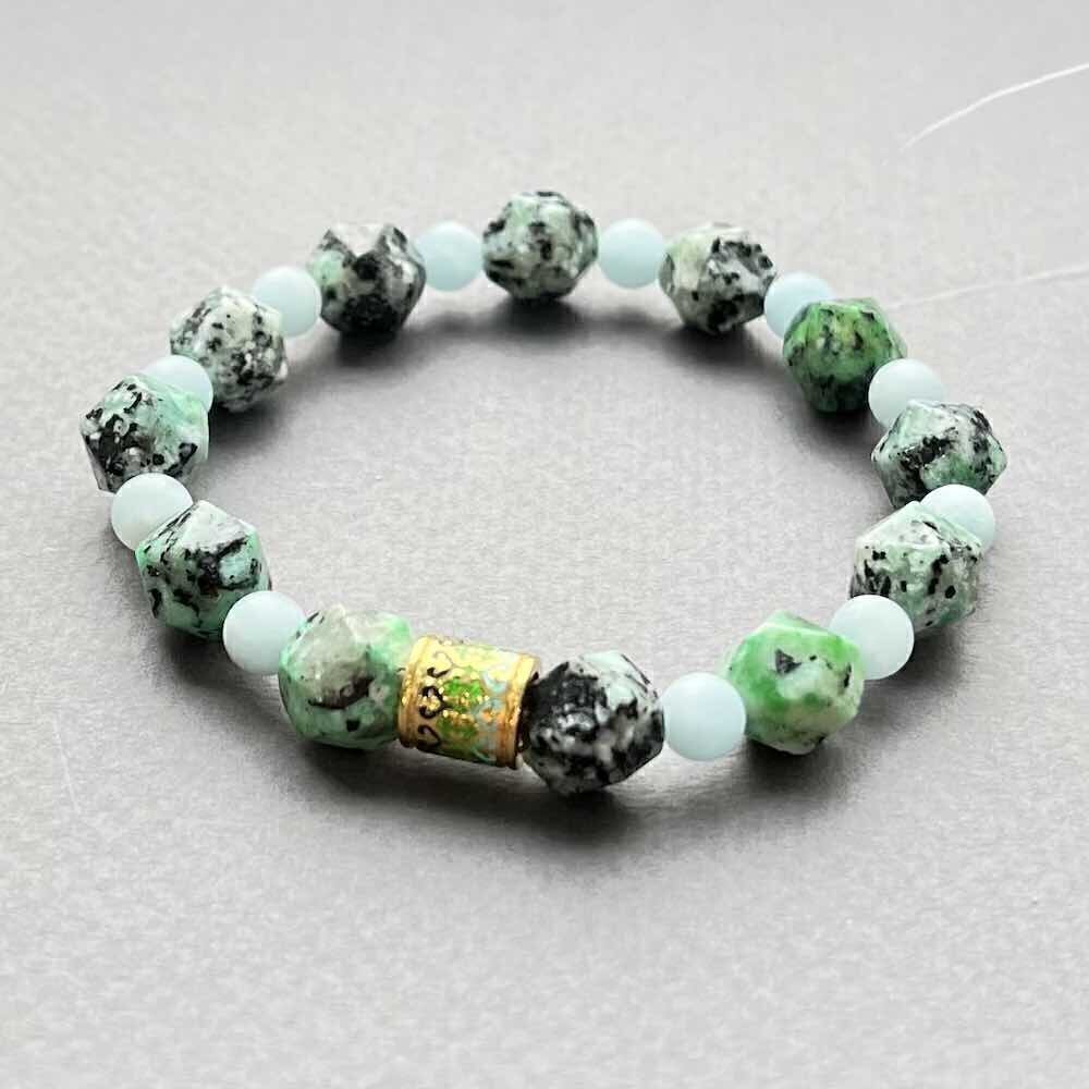 Купить Браслет из яшмы и аквамарина "Горский" с бусиной из серебра (12235)