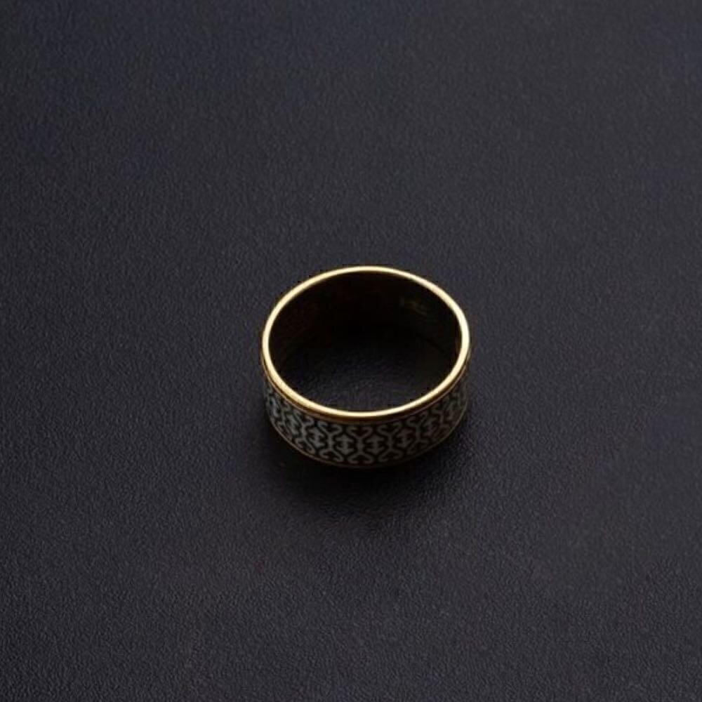 Купить Кольцо из серебра "Ангел Хранитель" с эмалью (32192)