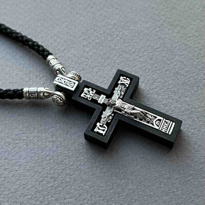 картинка Крест из дерева граб и серебра "Святой Николай Чудотворец" на гайтане (42816) 