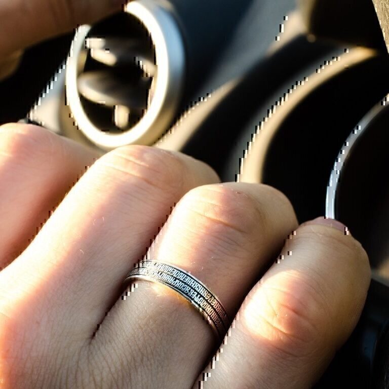 Купить Кольцо из серебра с молитвой "Водителя" (65323)