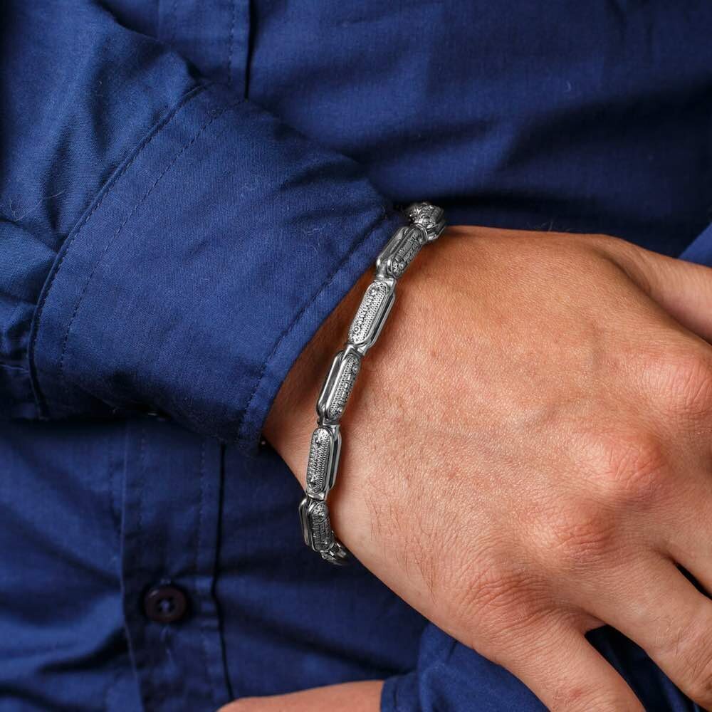 Купить Браслет литой из серебра "Десять заповедей" (12300)