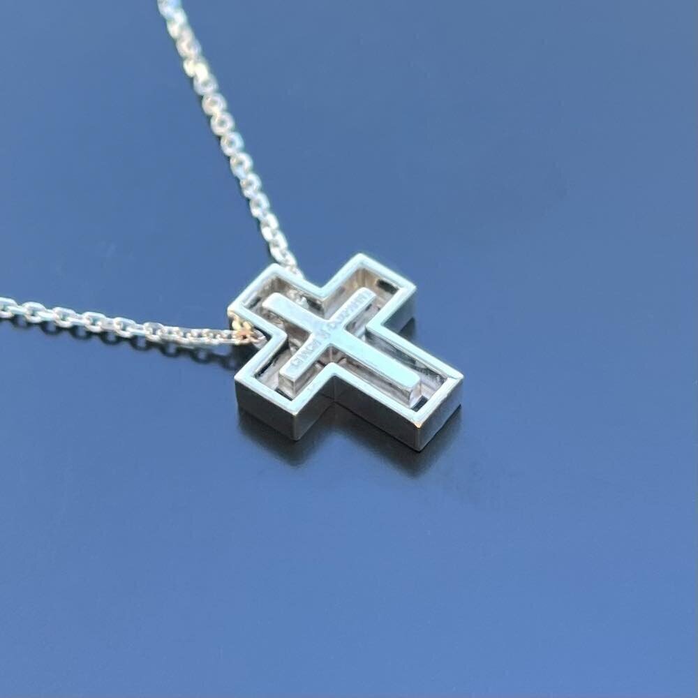 Купить Крест из белого золота "Спаси и Сохрани" с бриллиантами на цепочке (41428)