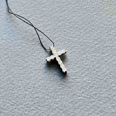 картинка Крест из белого золота "Спаси и Сохрани" с бриллиантами (41199) 