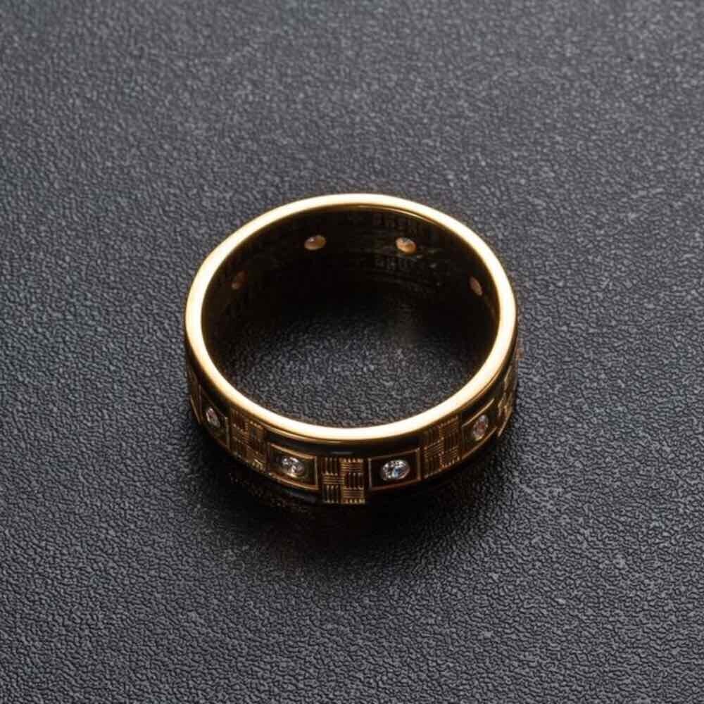 Купить Кольцо из серебра "Молитва кресту" с фианитами (32323)