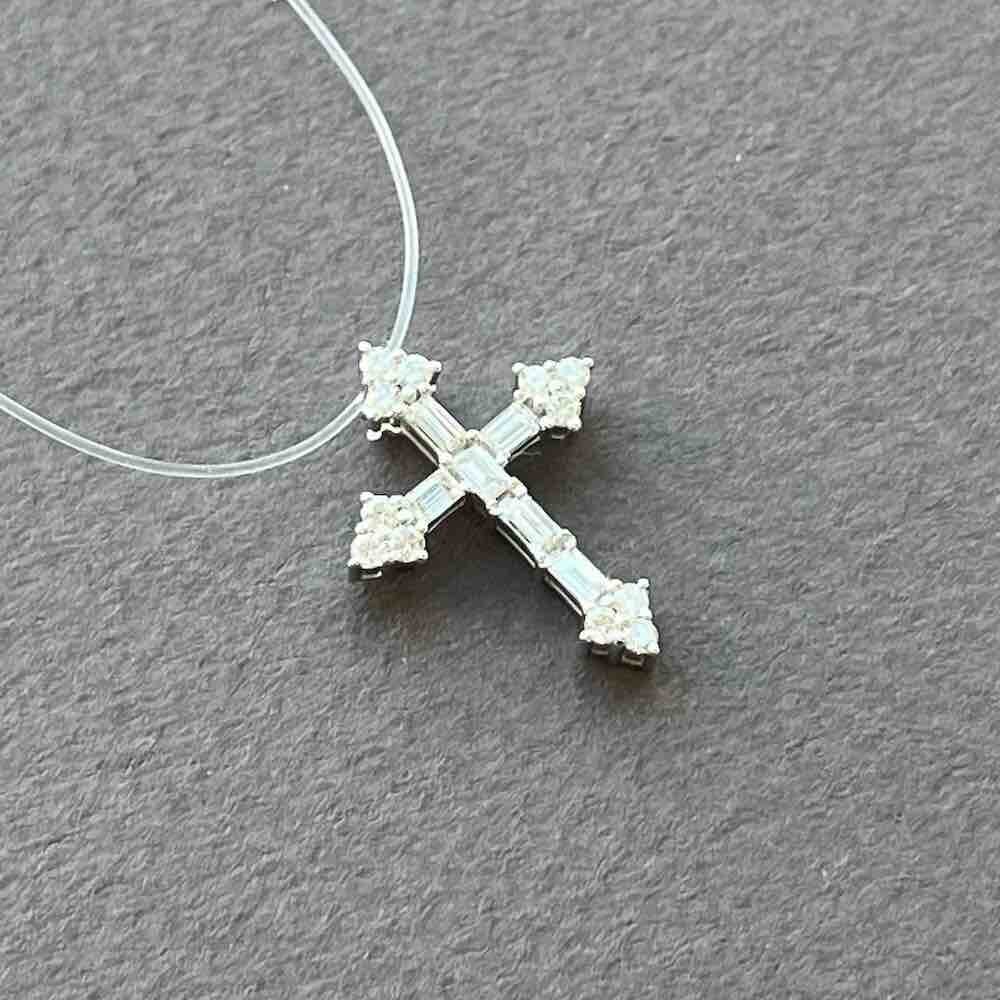 Купить Крест из белого золота "Спаси и Сохрани" с бриллиантами (41579)