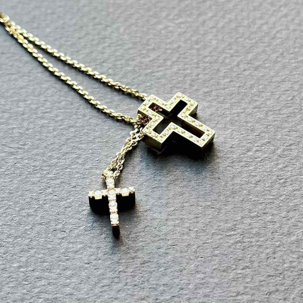 Купить Крест из желтого золота "Спаси и Сохрани" с бриллиантами на цепочке (41345)