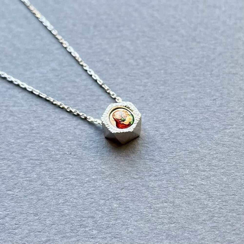 Купить Образ из белого золота "Божия Матерь Казанская" с бриллиантами на цепочке (51061)