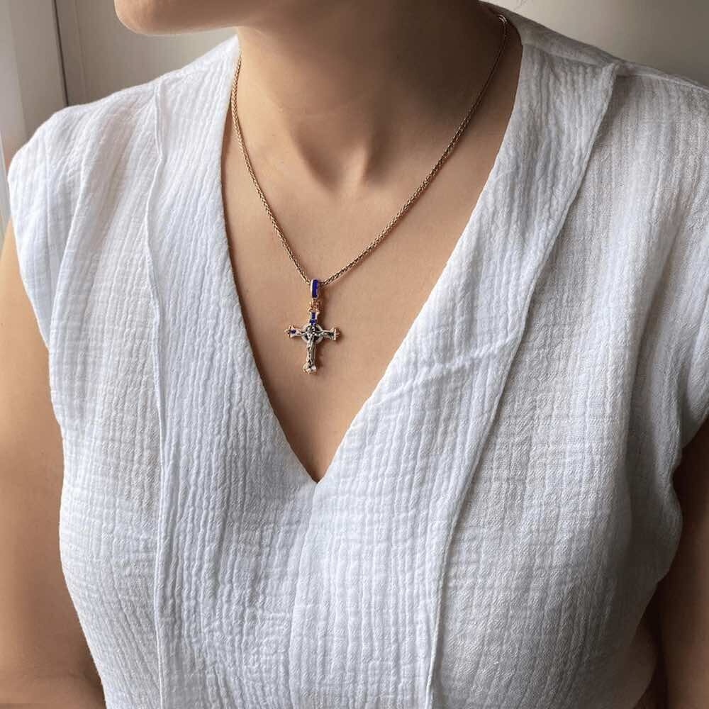 Купить Крест из серебра "Спаси и Сохрани" с фианитами (42796)