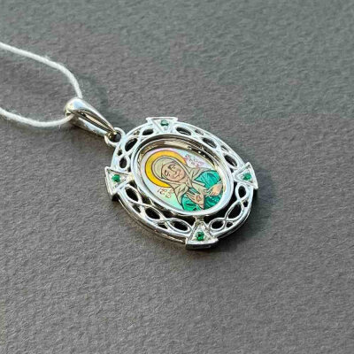 картинка Образ из белого золота "Святая Матрона Московская" с изумрудами (51112) 