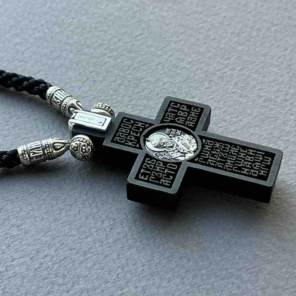 Купить Крест из дерева граб и серебра "Святой Николай Чудотворец" на гайтане (42815)