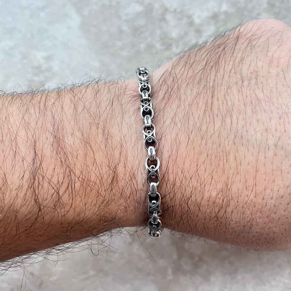 Купить Браслет литой из серебра с символом "IXTIS" (12229)