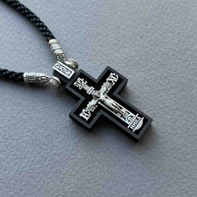 картинка Крест из дерева граб и серебра "Святой Николай Чудотворец" на гайтане (42815) 