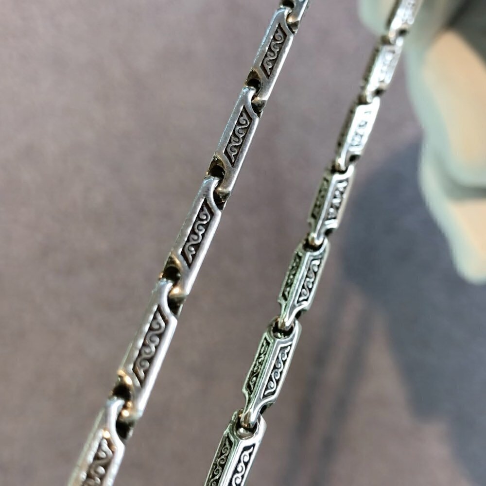 Купить Браслет литой из серебра с узорами на звенья (12224)