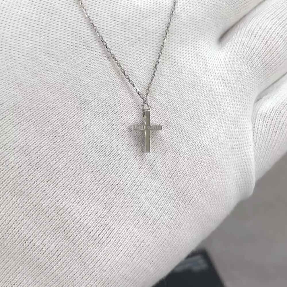 Купить Крест из белого золота "Спаси и Сохрани" с бриллиантами на цепочке (41299)