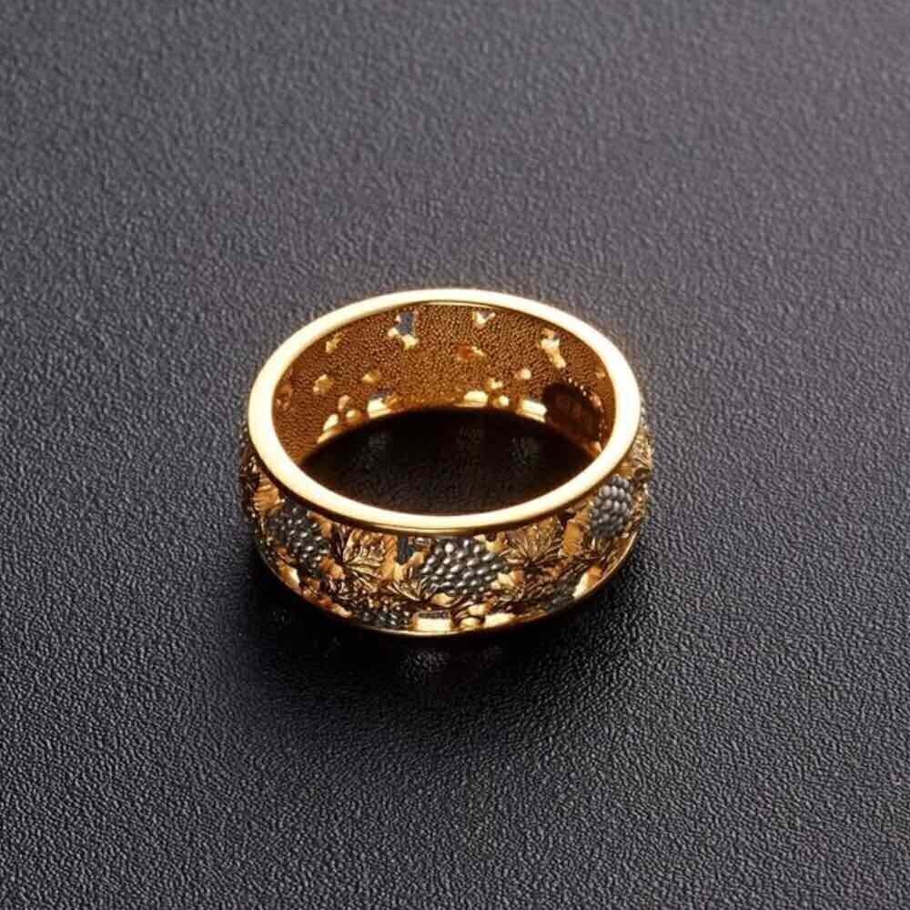 Купить Кольцо из серебра "Виноградная Лоза" (32148)