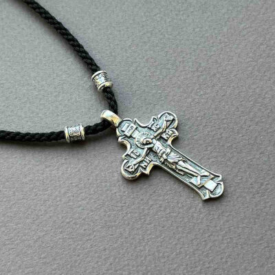 картинка Крест из серебра "Святой Николай Чудотворец" на гайтане (92514) 