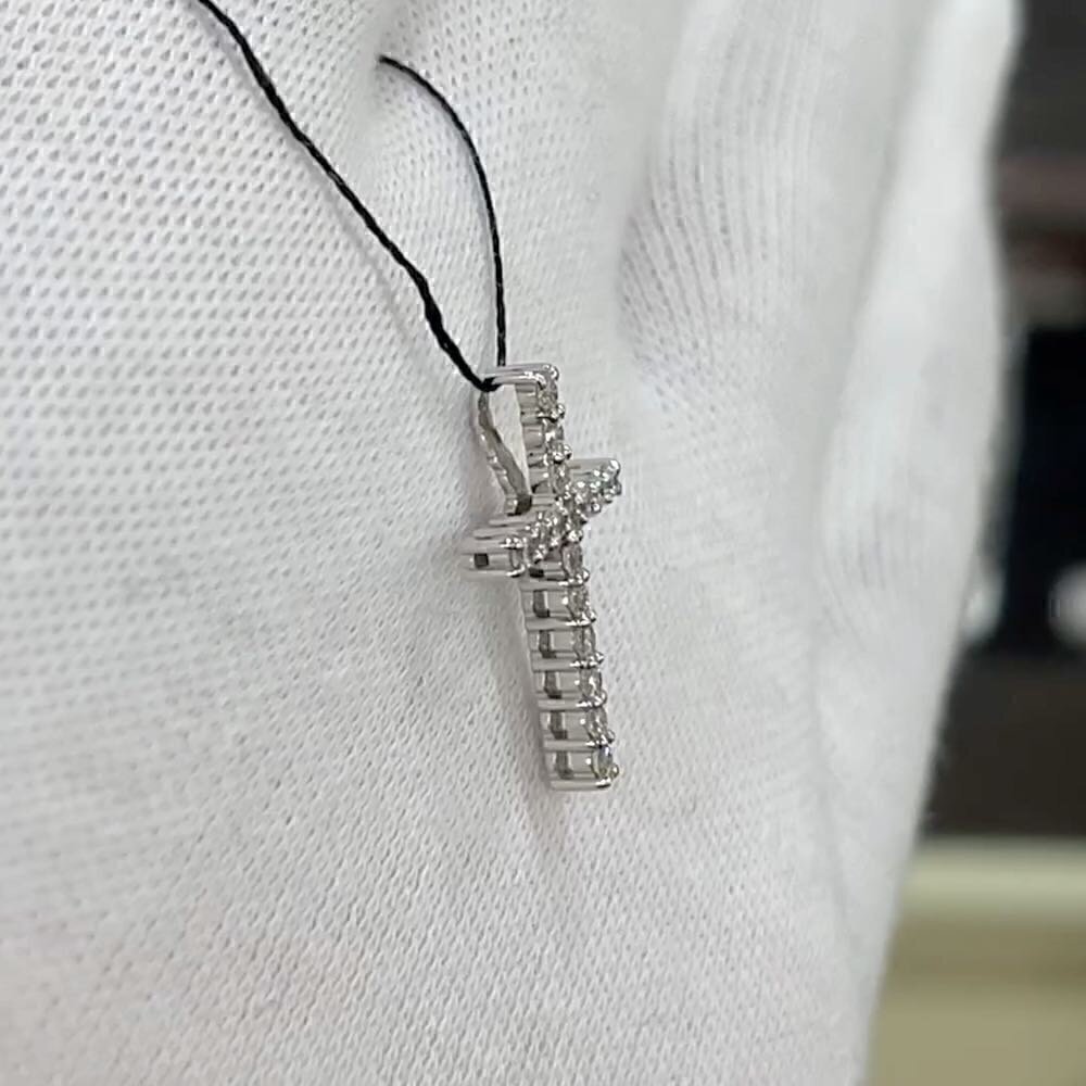 Купить Крест из белого золота "Спаси и Сохрани" с бриллиантами (41201)