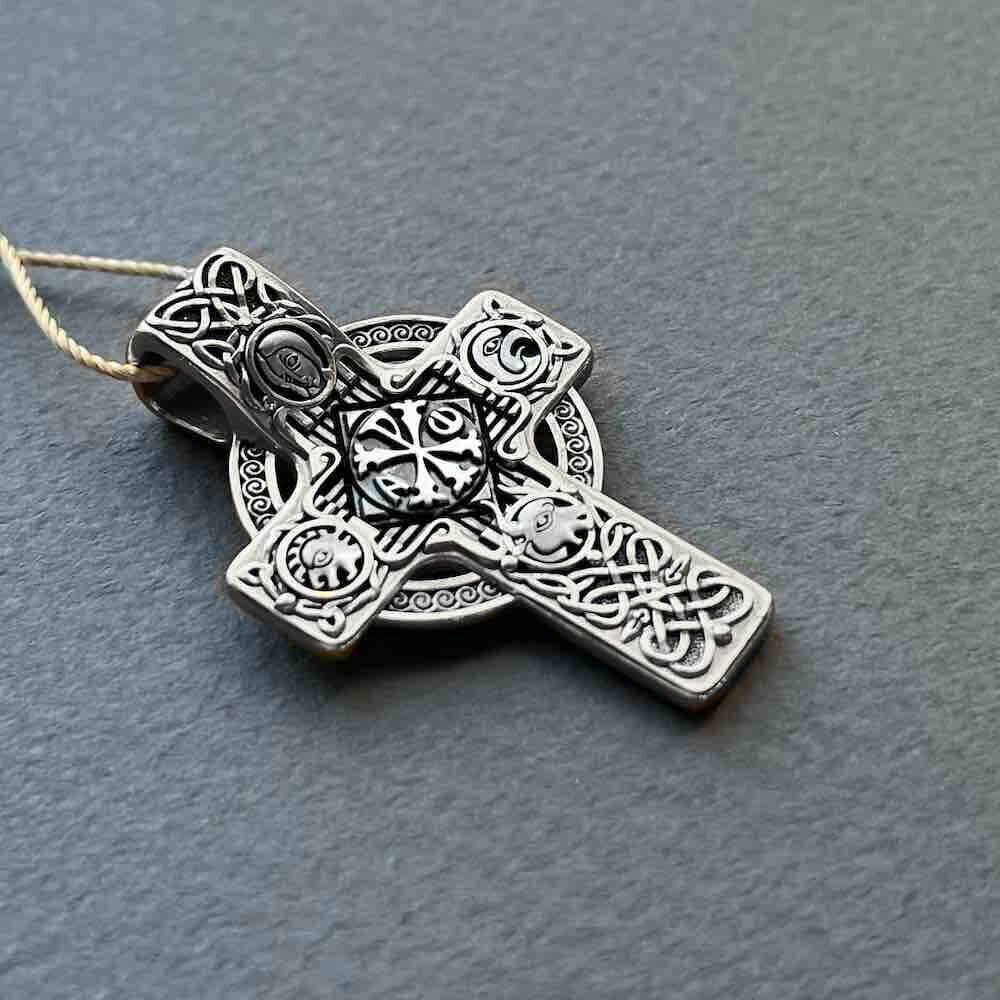 Купить Крест из серебра "Хризма" (42924)